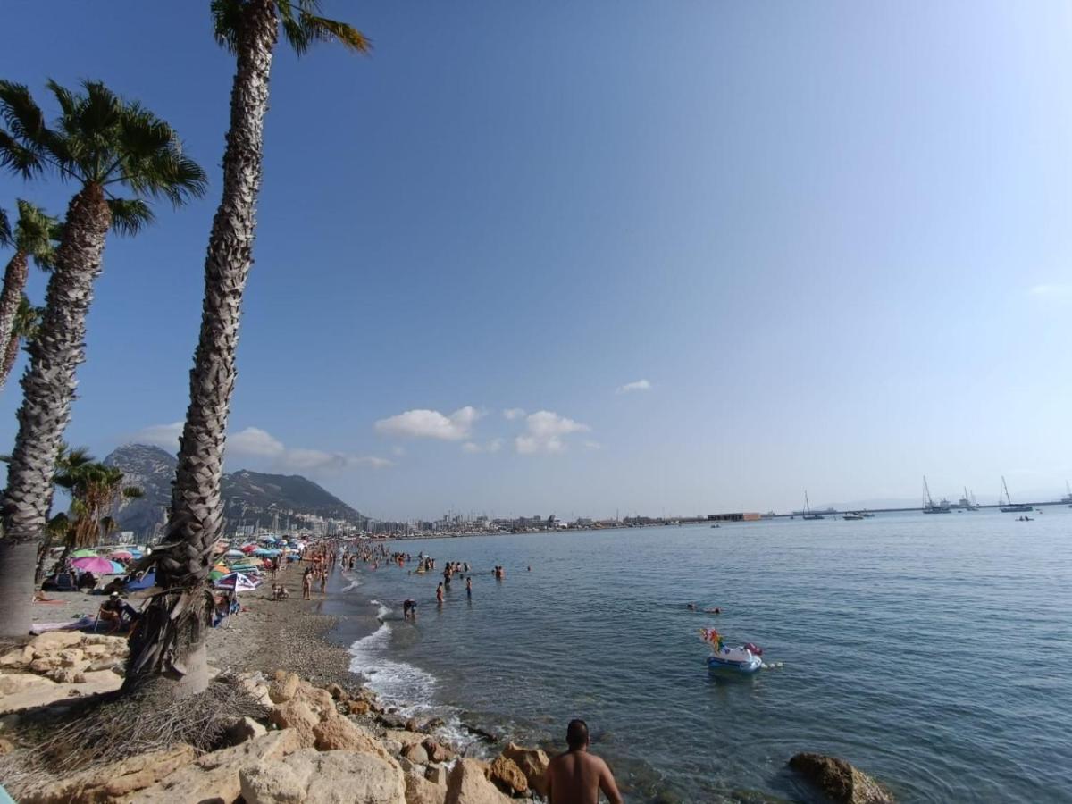 Апартаменты Vistas A 3 Paises Y 2 Continentes 1º Linea De Playa A 5 Minutos De Gibraltar Ла-Линеа-де-ла-Консепсьон Экстерьер фото